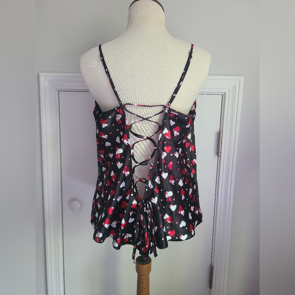 Frederick’s Of Hollywood Cami Womens Size XL Hearts Satin Lace Up Valentines Day